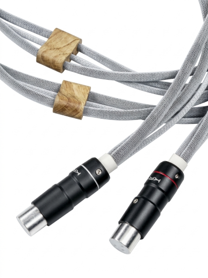 Picture of Reference Range XLR